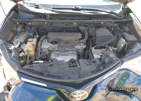 2018 Toyota Rav4 Xle z USA, uszkodzony, nr VIN JTMWFREV9JD128751